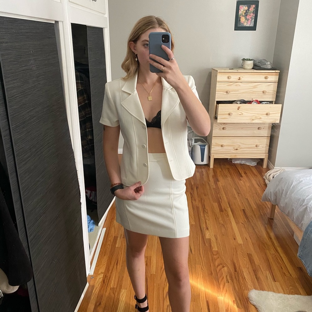 CREPE TWO PIECE SUIT